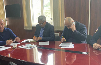 Вопросы организации призыва на военную службу обсудили в Курахском районе