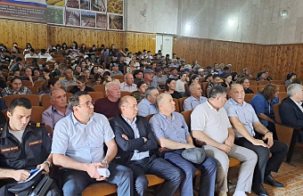 Ярмарка трудоустройства «Работа России. Время возможностей» прошла в Кайтагском районе