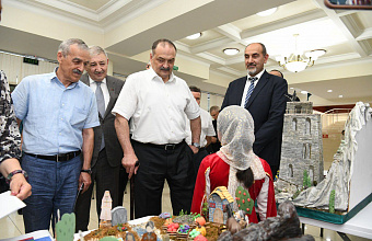 В Махачкале обсудили итоги учебного года и задачи на предстоящий год