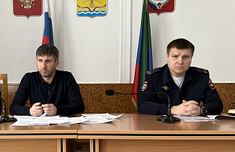 Василий Джамалов провел заседание АТК Тарумовского района