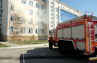 Совместные пожарно-тактические занятия Росгвардии и МЧС прошли в Дагестане