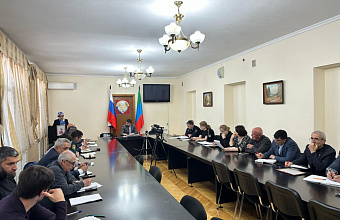 Глава Избербаша провел оргкомитет по празднованию 80-летия Победы в муниципалитете