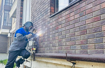 Газовики Дагестана устанавливают «умные» счетчики в многоквартирных домах Махачкалы