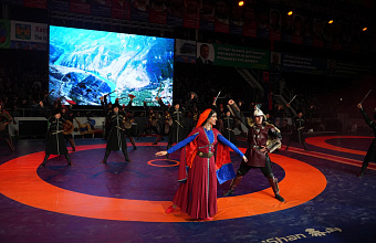 В Хасавюрте состоялось открытие Международного турнира памяти Шамиля Умаханова