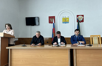 Депутаты Тарумовского района провели первую сессию райсобрания