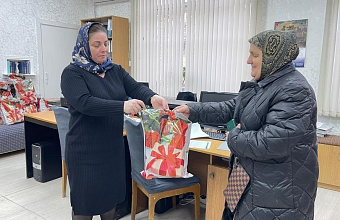 В Каспийске прошла благотворительная акция «Подари радость детям!»: 92 ребенка с ОВЗ получили подарки