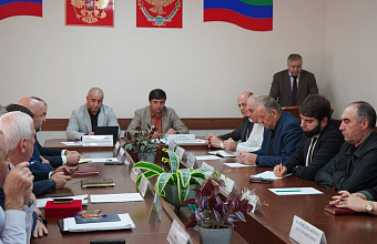 Глава ГЖИ РД Арсен Гаджиев проверил готовность Дагестанских Огней к отопительному сезону