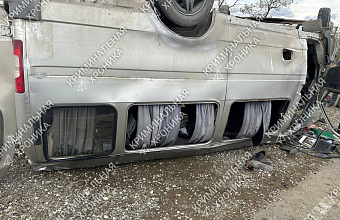 Водитель «Volkswagen Polo» выехал на «встречку» и допустил столкновение с микроавтобусом – МВД РД