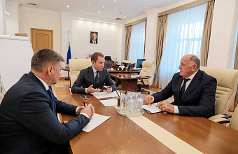 Глава Минприроды России встретился с премьер-министром Дагестана