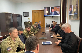 Глава Карабудахкентского района встретился с участниками специальной военной операции