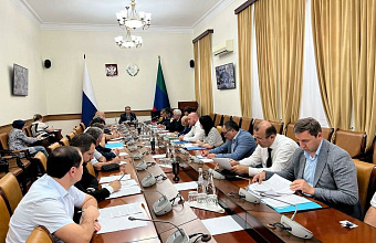 Меры по противодействию нелегальной занятости обсудили в Правительстве Дагестана